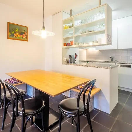 Daire Apartment Val Signina 3-5 By Interhome *